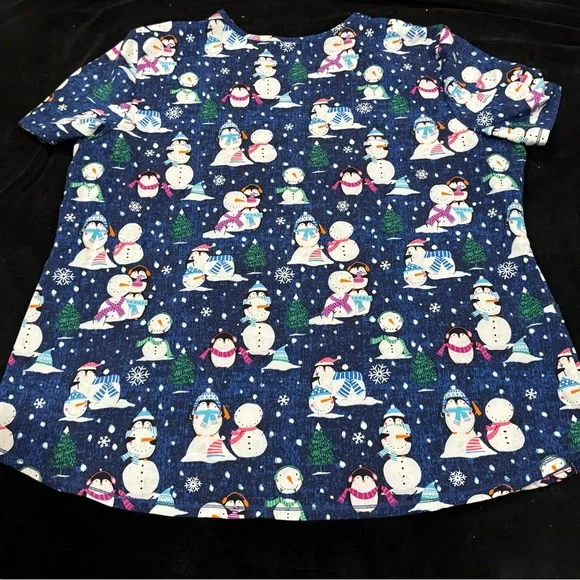 Scrubstar Snowman, Penguin and Snow Scene Winter Holiday Scrub Top. 2XL. - Picture 1 of 7